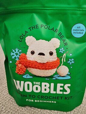 Woobles Beginner Crochet Kit - Lola the Polar Bear
